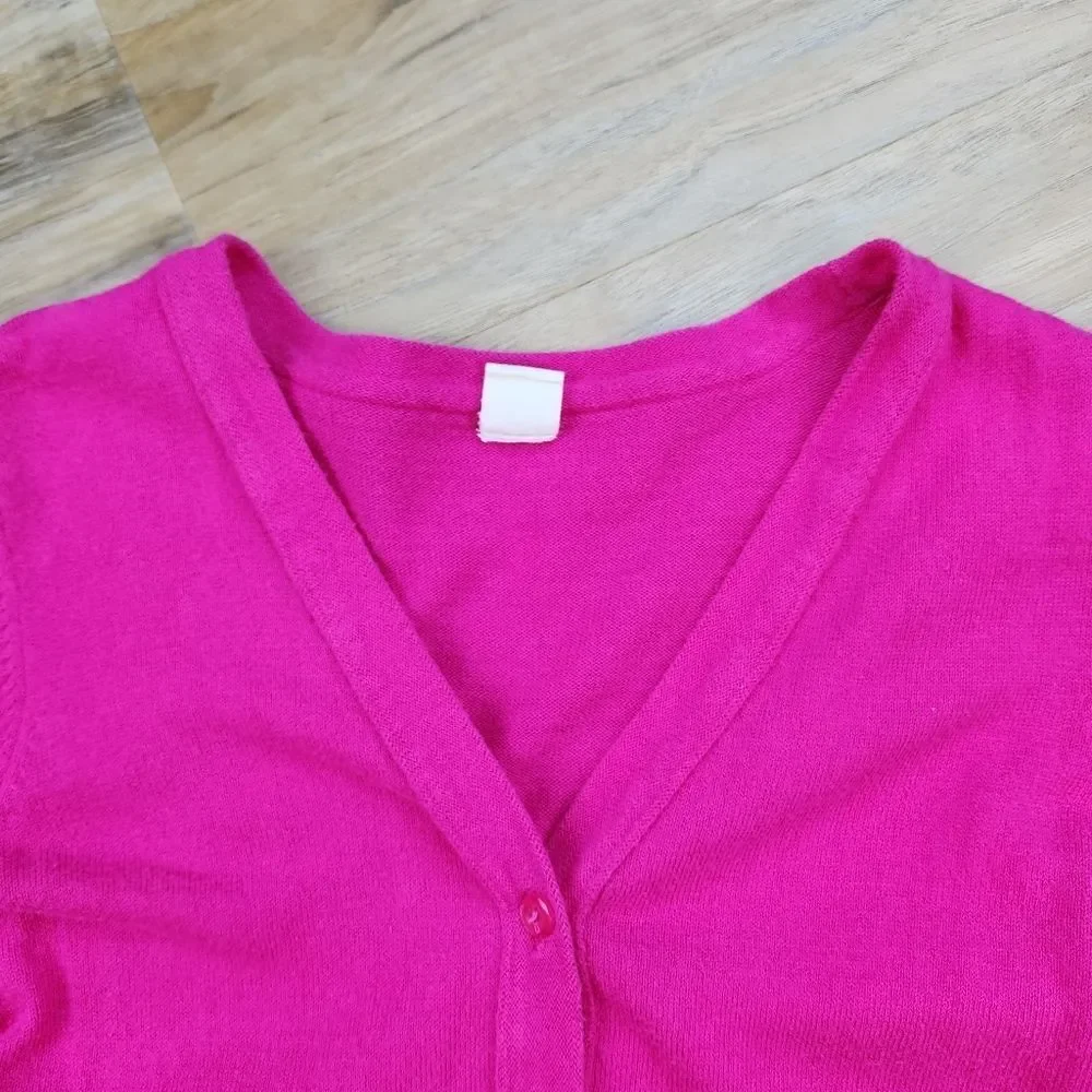 🩵Old Navy Pink Vneck Button Crop 3/4 Sleeve Sweater Youth Medium